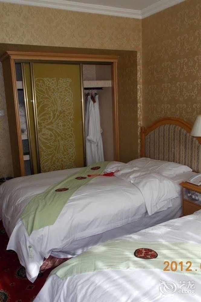 Tianzhi Hotel Harbin Exterior foto